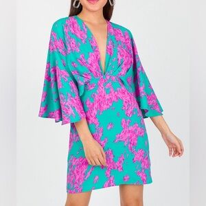 Colorful Like New Woven V Neck Tyche Turquoise and Pink Patterned Dress Flowy M